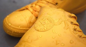 Zapatillas de lluvia amarillas de Converse 