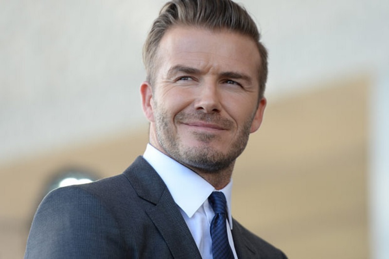David Beckham con corbata