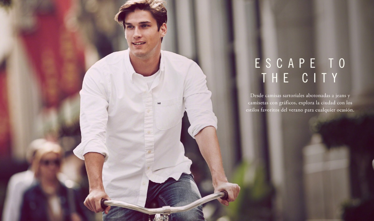 modelo masculino de Abercrombie&Fitch