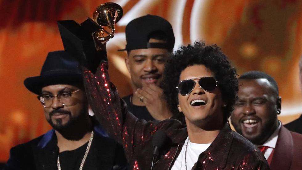 Bruno Mars triunfa en los Grammy 2018