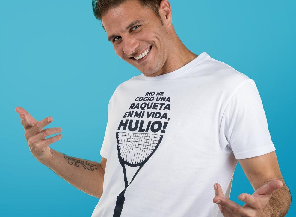 El futbolista Joaquín lanza "Hulio", una marca de camisetas muy solidaria